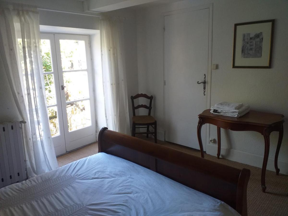 Le Jardin Secret Bed & Breakfast แซ็ง-ต็องโตแน็ง ภายนอก รูปภาพ