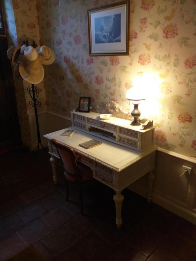 Le Jardin Secret Bed & Breakfast แซ็ง-ต็องโตแน็ง ภายนอก รูปภาพ