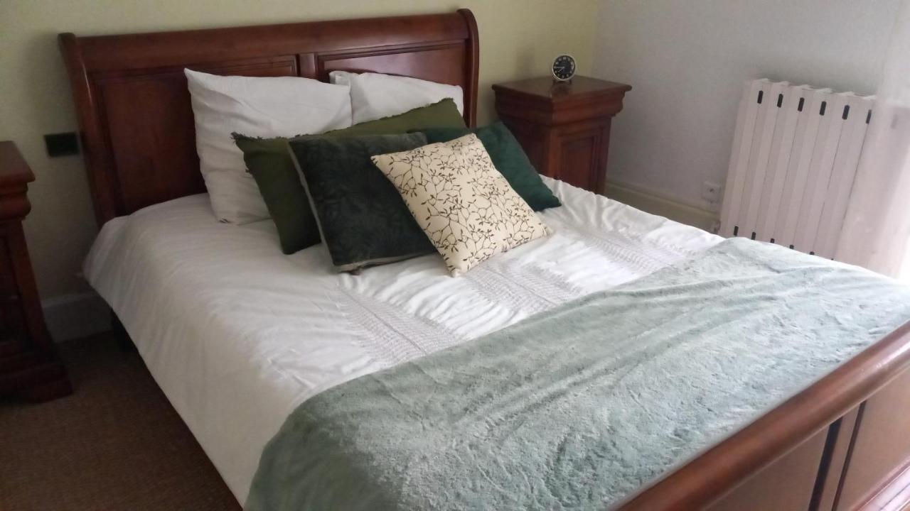 Le Jardin Secret Bed & Breakfast แซ็ง-ต็องโตแน็ง ภายนอก รูปภาพ
